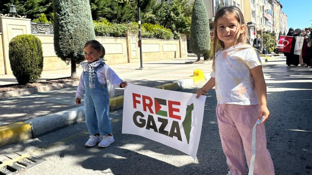 “Her Bir Adım Gazze'deki Sessiz Çığlıkların Sesi Olmayı Hedefledi” (4)