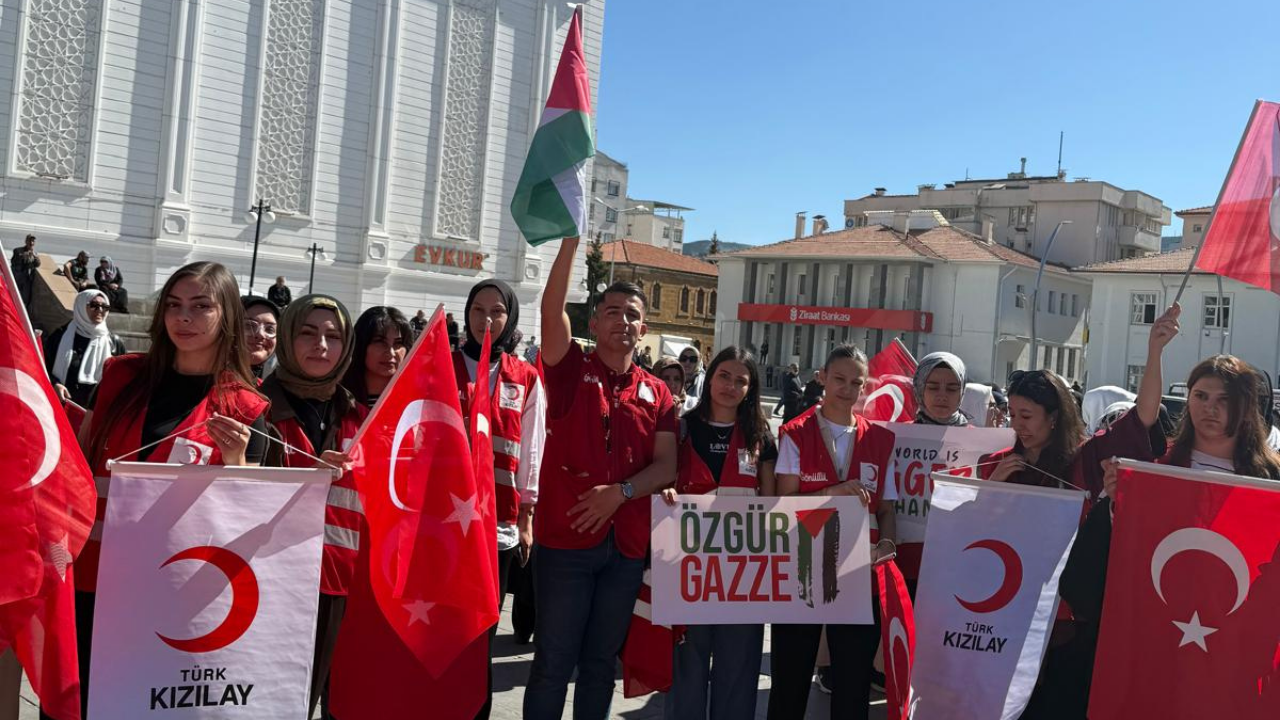 “Her Bir Adım Gazze'deki Sessiz Çığlıkların Sesi Olmayı Hedefledi” (5)