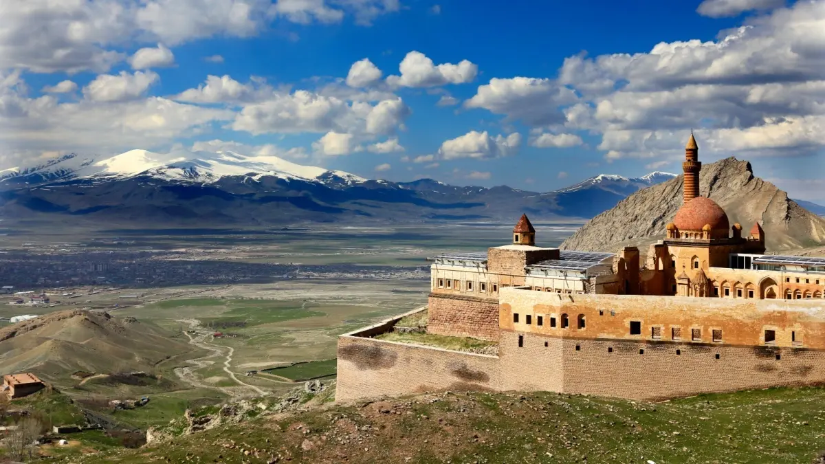 Ishak Pasa Sarayi 61307