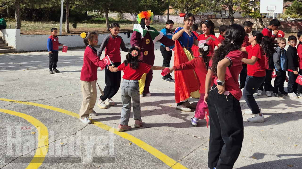 Köy Okulunda Bayram Coşkusu Hem Eğlendiler Hem Öğrendiler (4)