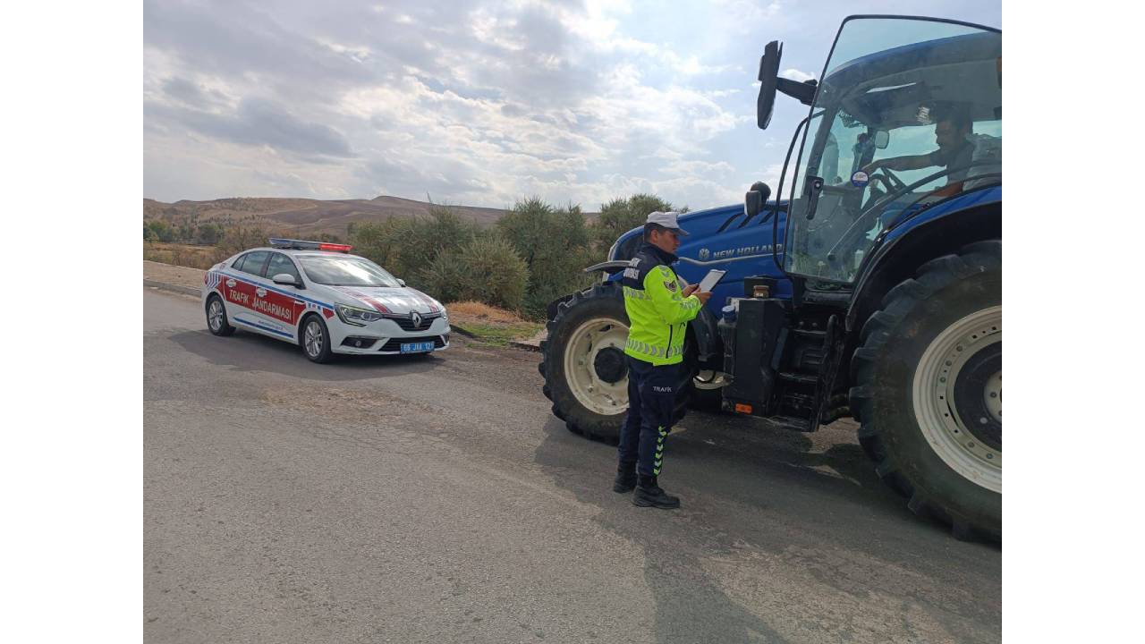 Köy Yollarında Trafik Güvenliği Öncelik Oldu (1)