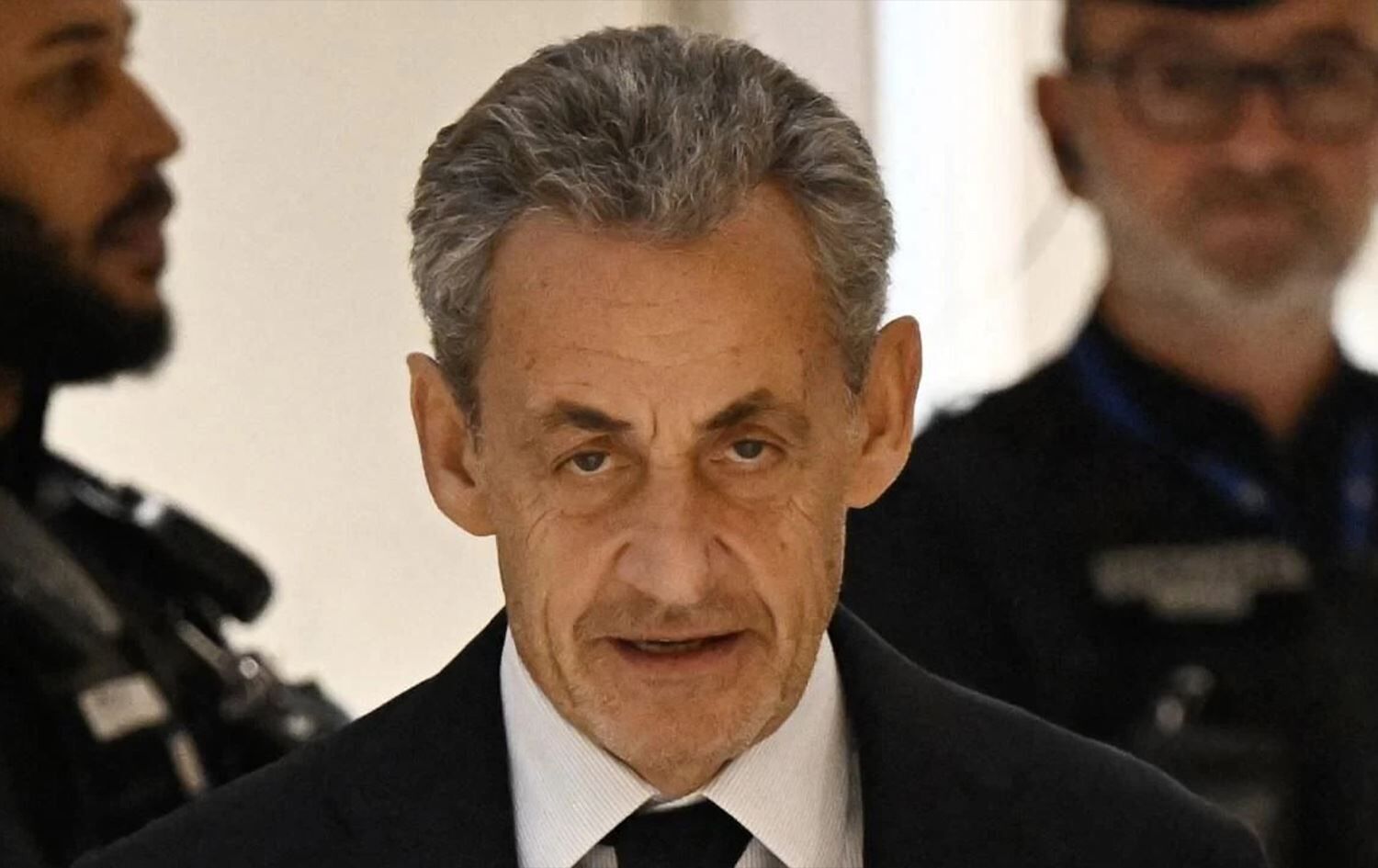 Nicolas Sarkozy Hapse Mi Girdi, Suçunu Ne? Fransa Eski Cumhurbaşkanı Sarkozy’e Ne Kadar Ceza Verildi?1