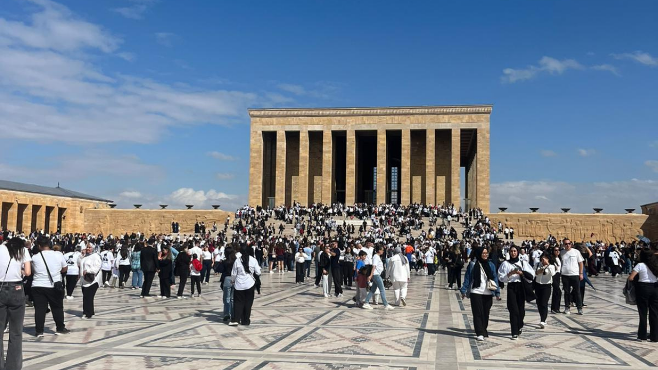 Öğrenciler Lösemi Farkındalığı İçin Anıtkabir'de (3)