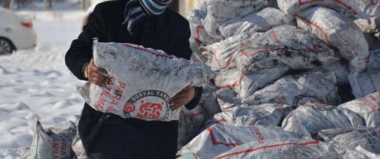 Sarikayada Komur Dagitimi Icin Isci Araniyor Son Basvuru 13 Ekim 1