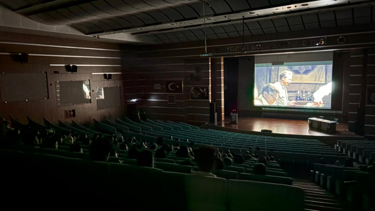 Siyasete Kara Mizah Molası 'The Death Of Stalin' (1)