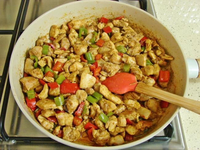 Tavada Tavuk Resimli Yemek Tarifi(8)