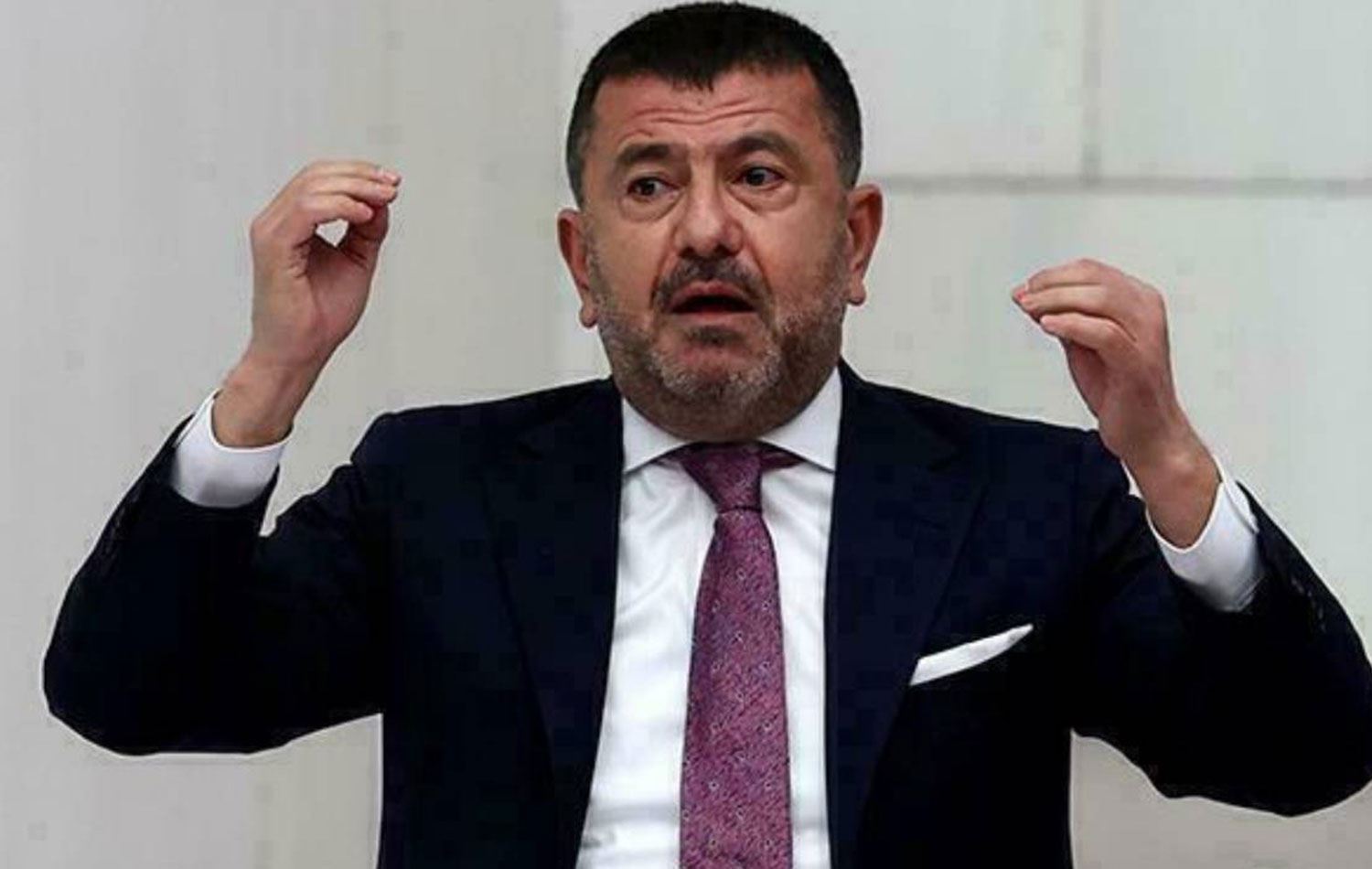 Veli Ağbaba Kimdir, Kaç Yaşında? Veli Ağbaba Hangi Partiden?1