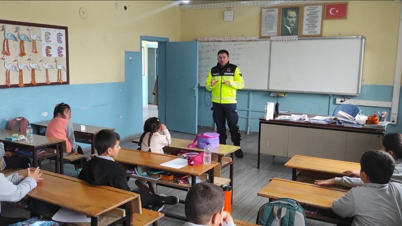 Yozgat Jandarması'ndan Geleceğin Sürücülerine Hayati Ders 2