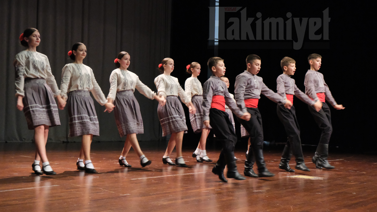 Yozgat’ta İlk Defa Düzenlenen Şenlik Renkli Gösterilerle Başladı (4)