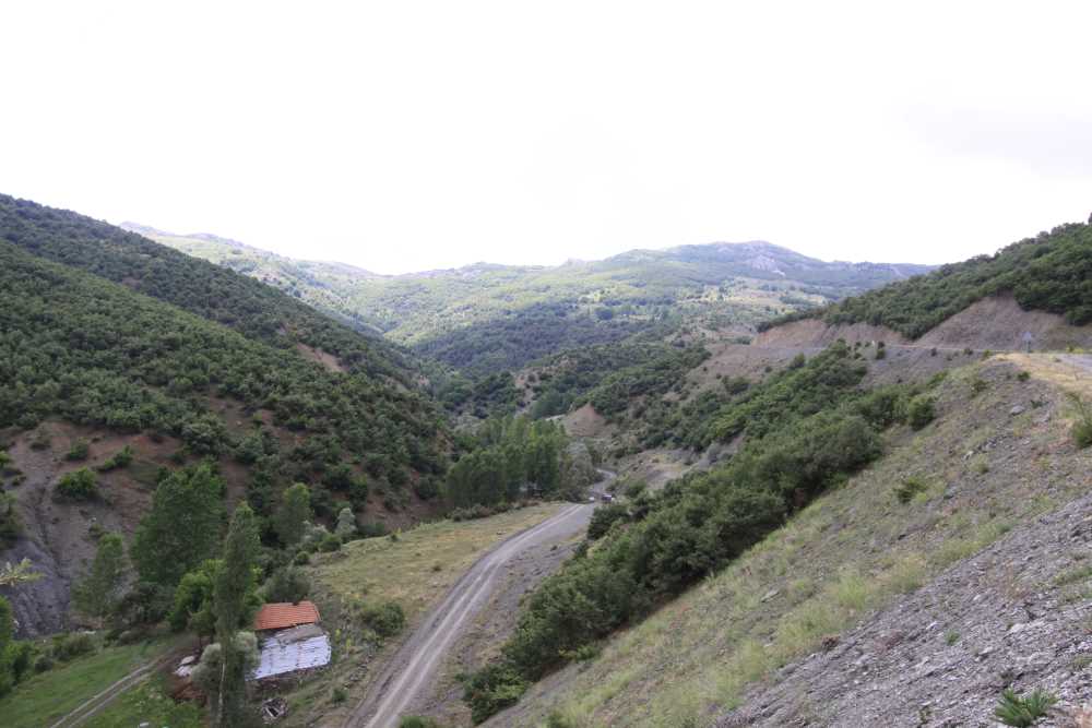 Yozgat’ta Keşfedilmeyi Bekleyen Bu Yer Görenleri Büyülüyor! Kış Gelmeden Mutlaka Görün (1)