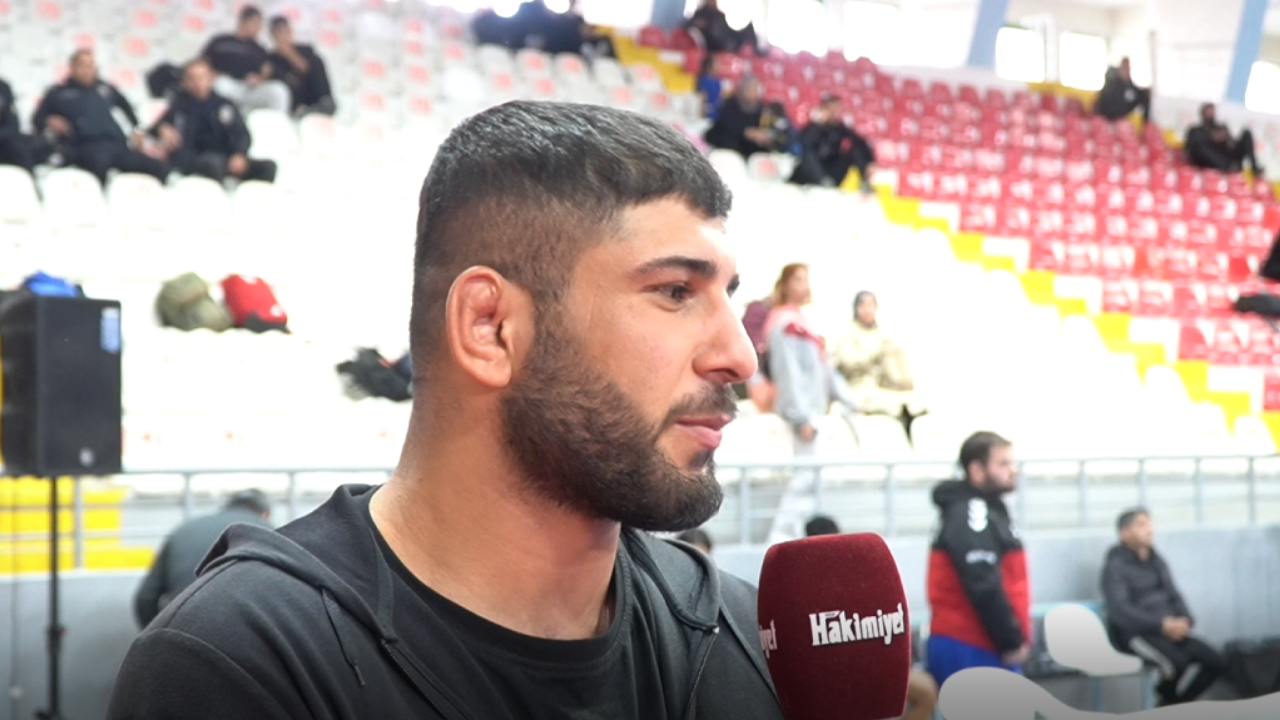 Yozgat’ta Kuşak Güreşi Türkiye Şampiyonası Büyük Bir Heyecanla Sürüyor (10)