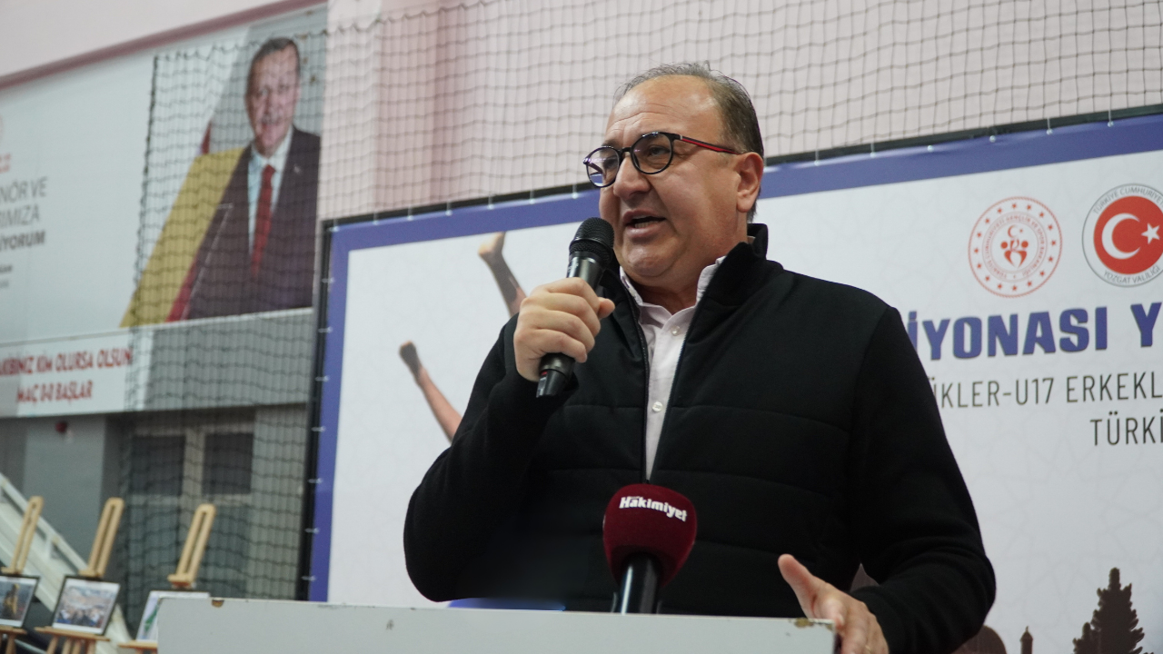 Yozgat’ta Kuşak Güreşi Türkiye Şampiyonası Büyük Bir Heyecanla Sürüyor