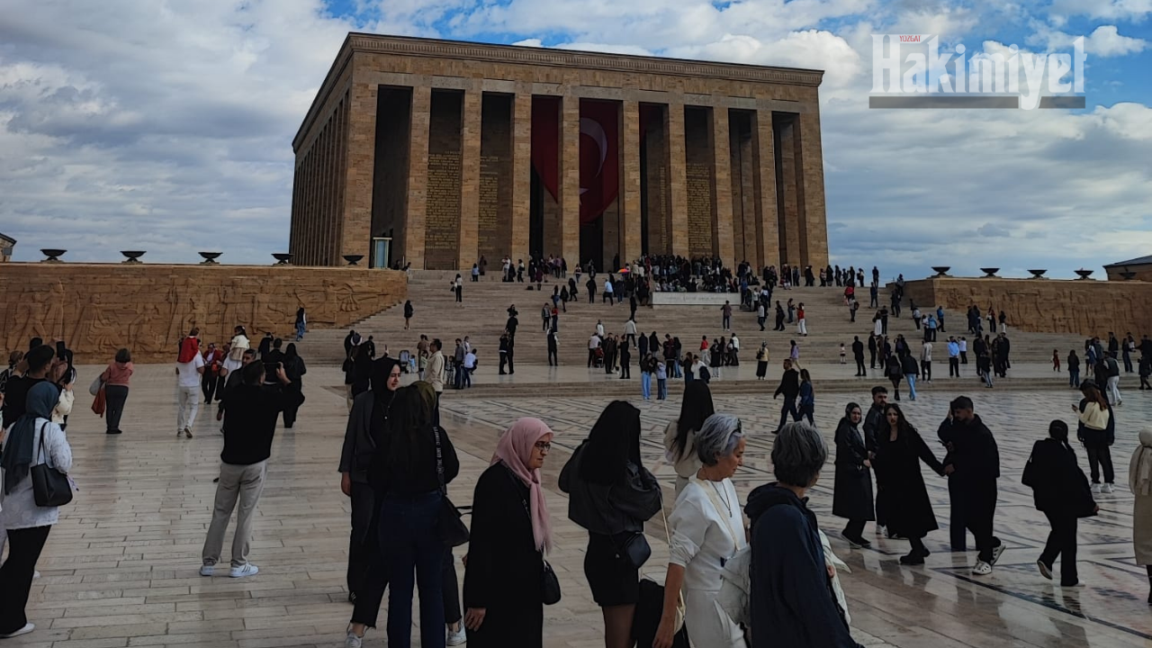 Atatürk’ün Izinde Bir Gençlik Yobü Öğrencileri Anıtkabir’de Buluştu
