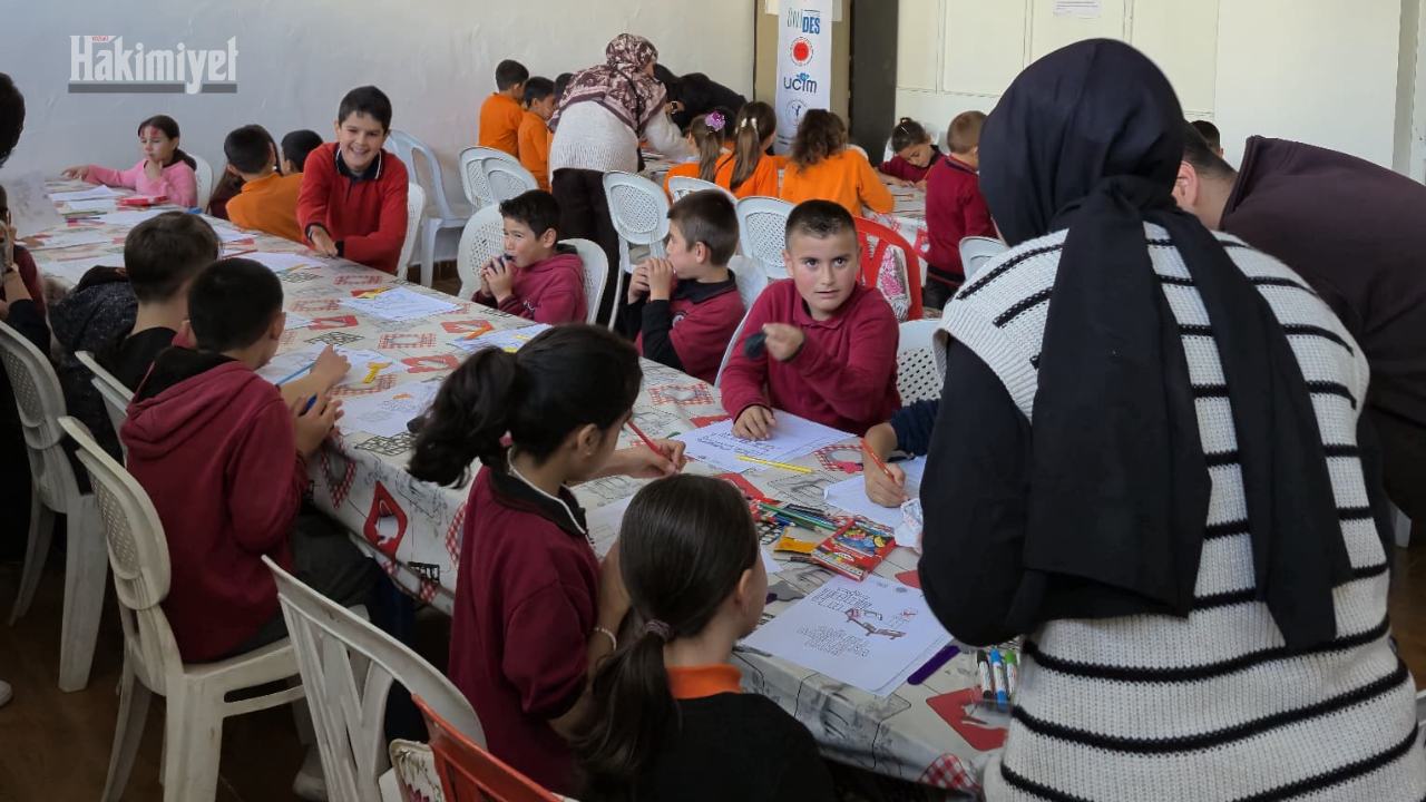 Çocuk Hakları Topluluğu Çocuk Hakları Gününde Minik Yüreklere Dokundu (5)