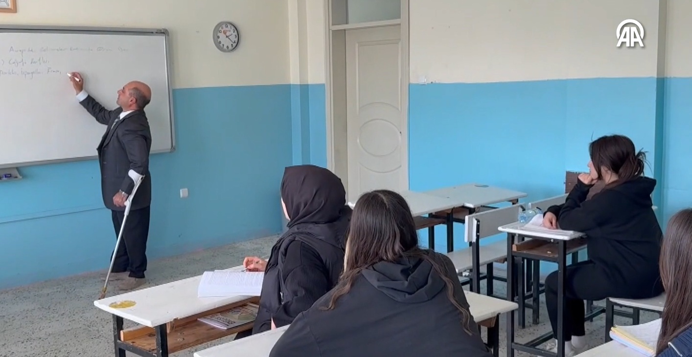 Engeli̇ Öğretmen1