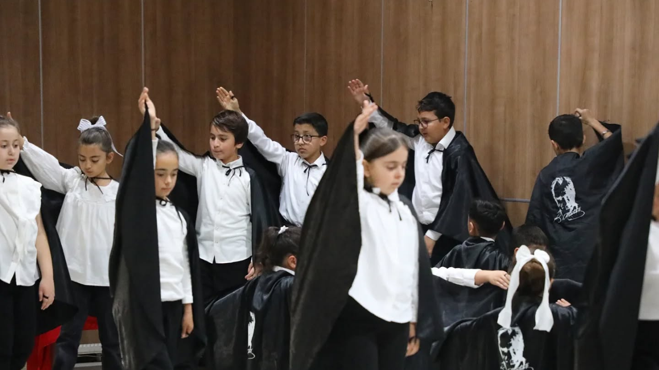 Gençler Ulu Önder Mustafa Kemal Atatürk’ü Andılar (6)