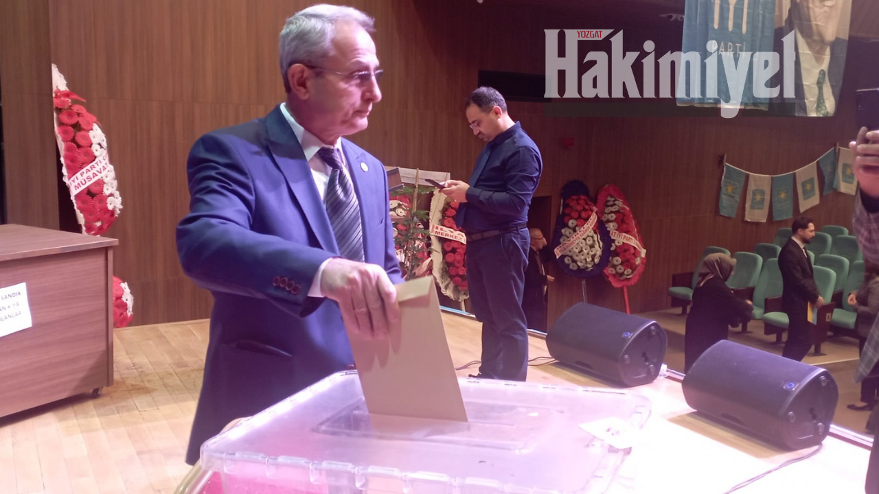 İyi Parti Yozgat İl Kongresi’nde Taştan Güven Tazeledi (1)