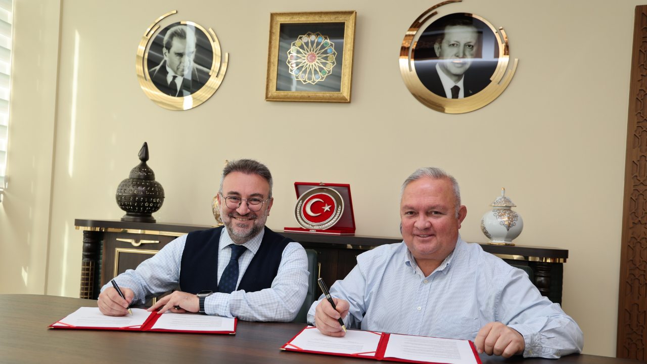 Yobü’de Yeni Dönem Uygulamalı Eğitimi Güçlendiren Protokol İmzalandı (1)