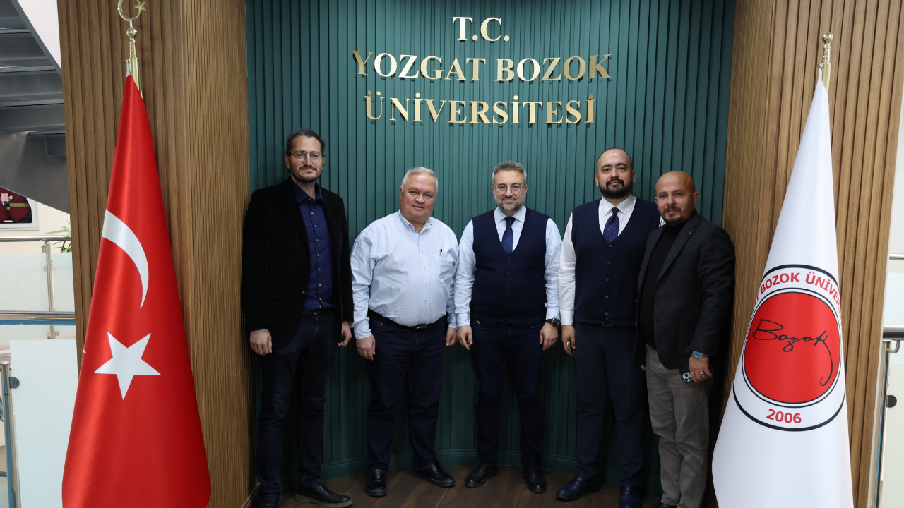 Yobü’de Yeni Dönem Uygulamalı Eğitimi Güçlendiren Protokol İmzalandı (2)