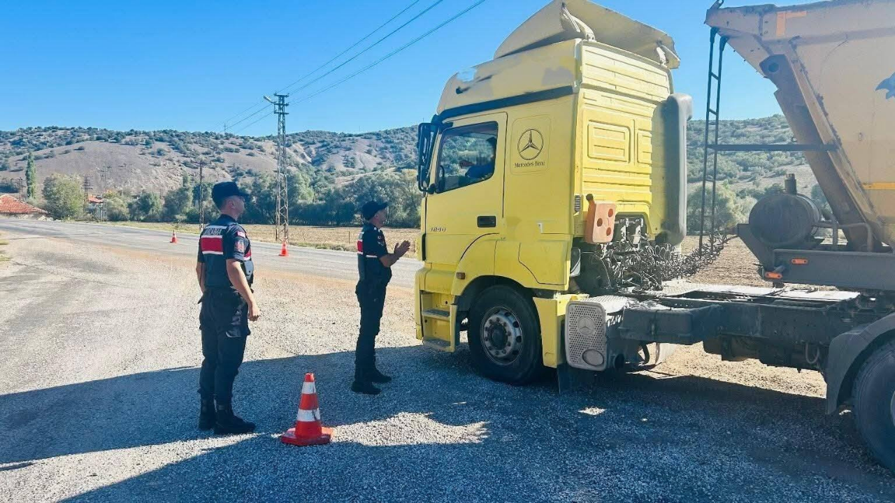 Yozgat Valiliği Yollarımızda Aşırı Tonaja Geçit Yok (3)
