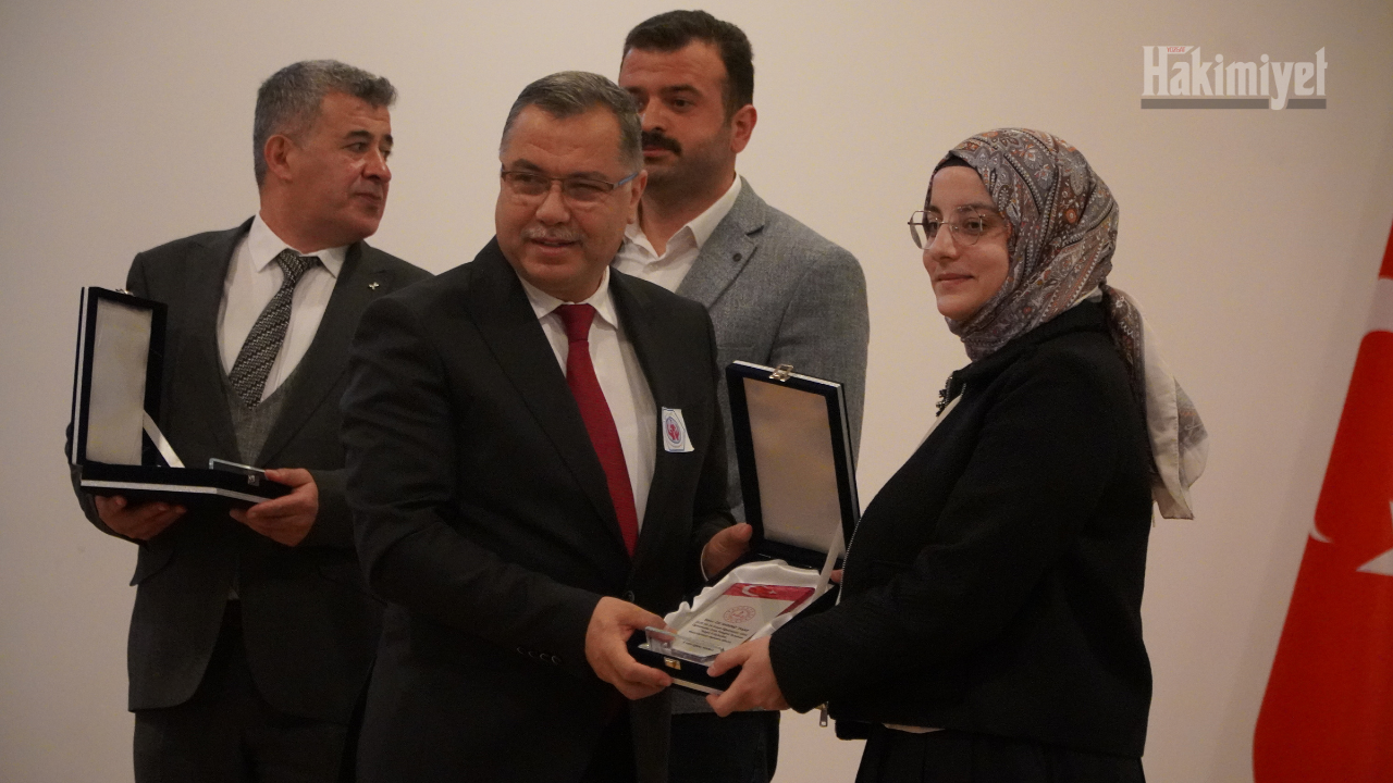 Yozgat’ta 24 Kasım Öğretmenler Günü Coşkuyla Kutlandı (2)