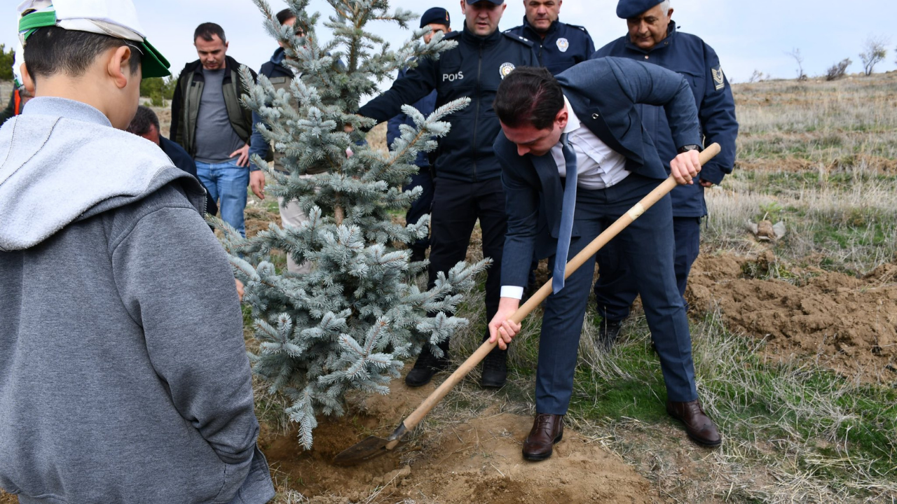 Yozgat’ta Anlamlı Buluşma Kaymakam Ve Öğrenciler Doğaya Nefes Oldu (2)