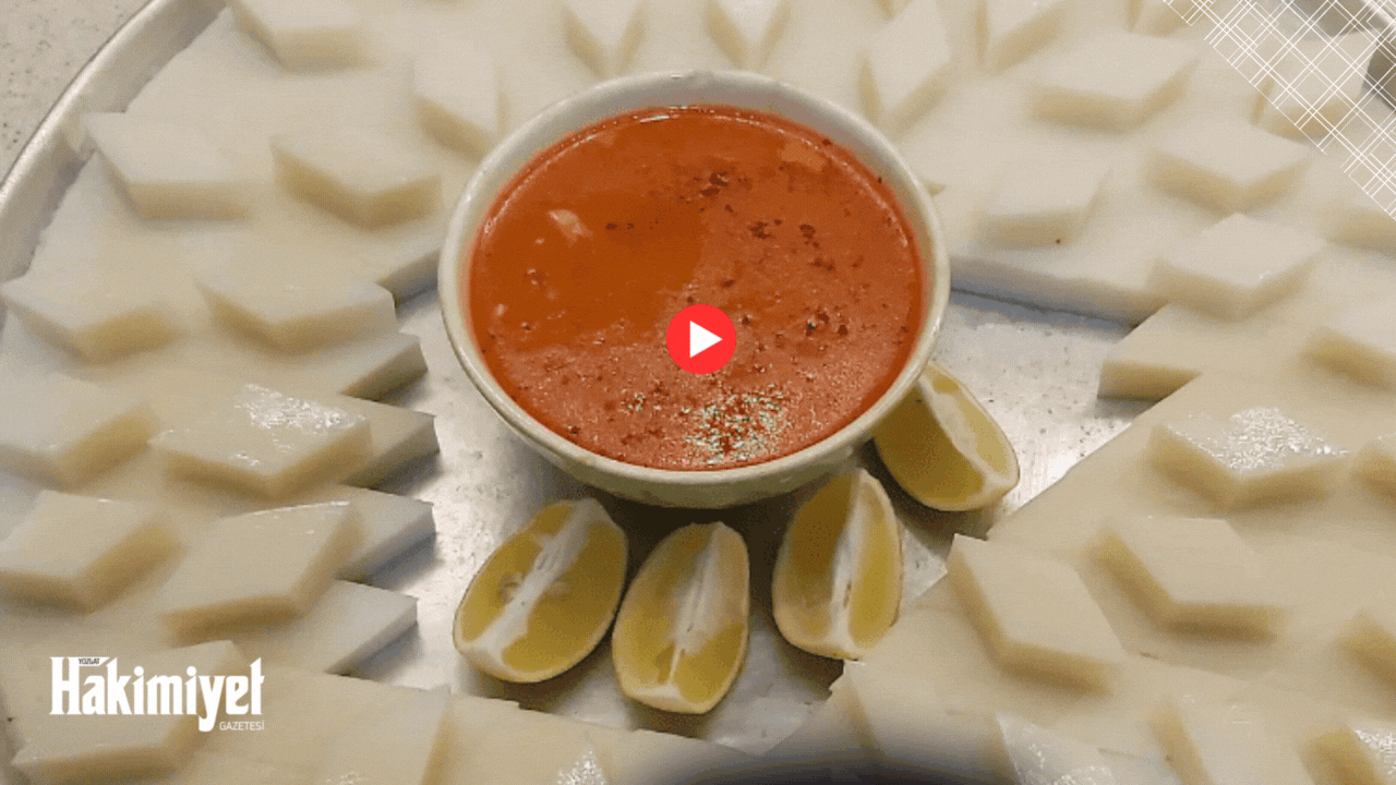 Yozgat’ta Dikkat Çeken Açık Artırma: Bayrak Motifli Arabaşı Hamuru İçin Rekor Teklif!