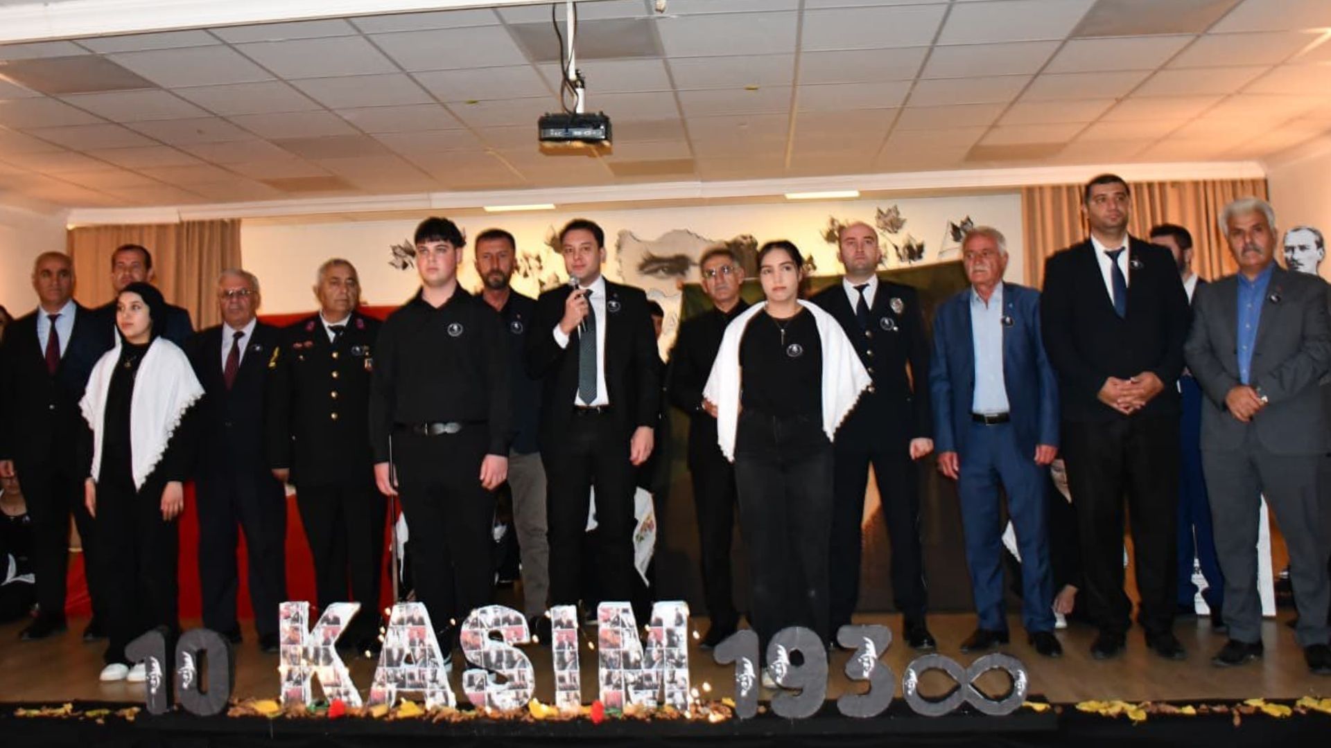 Yozgat'ta Duygu Dolu Tören Atatürk Minnetle Anıldı (1)