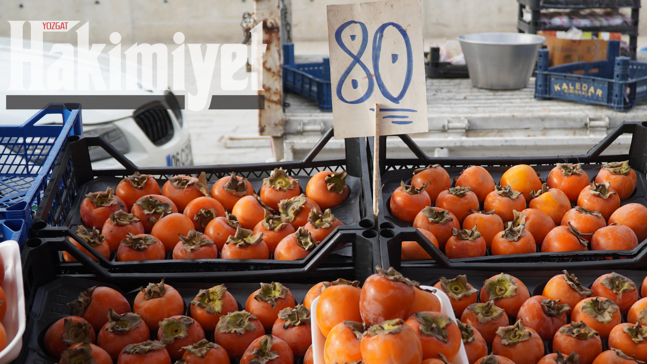 Yozgat’ta Kışa Damga Vuran Cennet Hurması Yoğun İlgi Görüyor-1