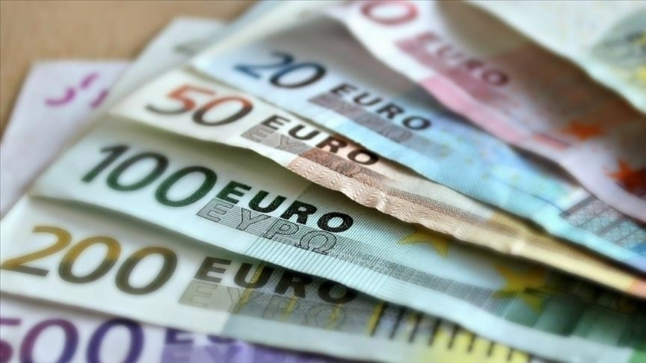 Euro (2)