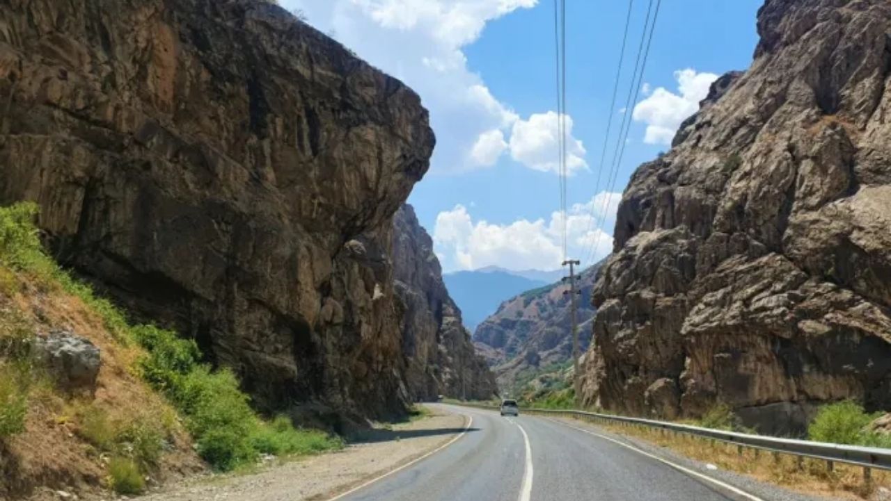 Hakkari̇ Km (4)