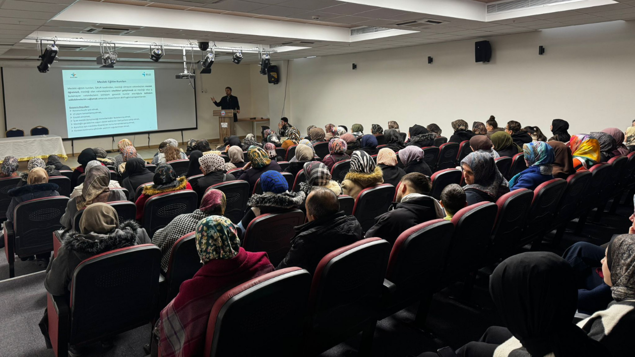 İşkur’dan Farkındalık Oluşturan Kariyer Eğitimi Yozgat’ta 3 Sürdü (1)