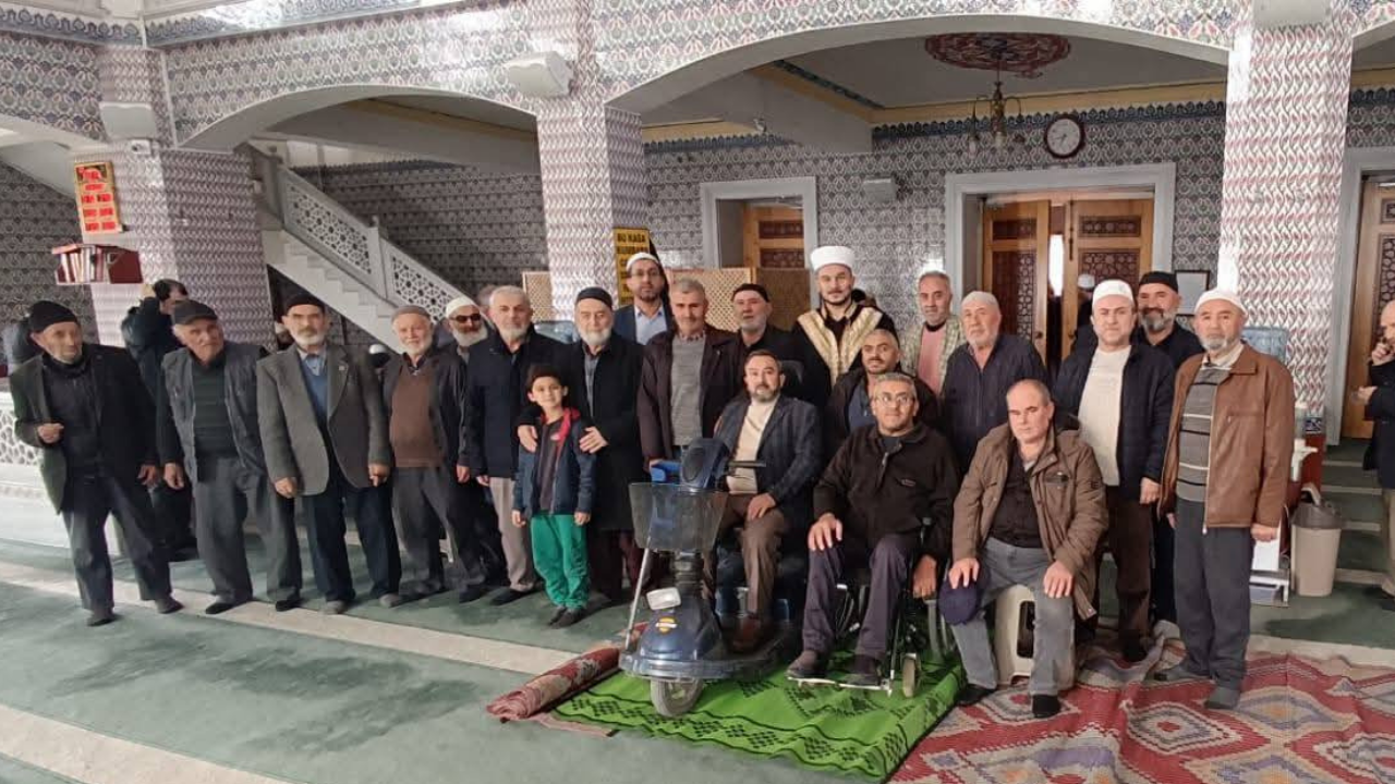 Manevi Buluşmada Gönüller Bir Araya Geldi (3)