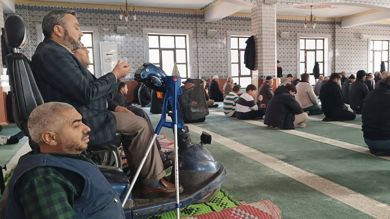 Manevi Buluşmada Gönüller Bir Araya Geldi (5)