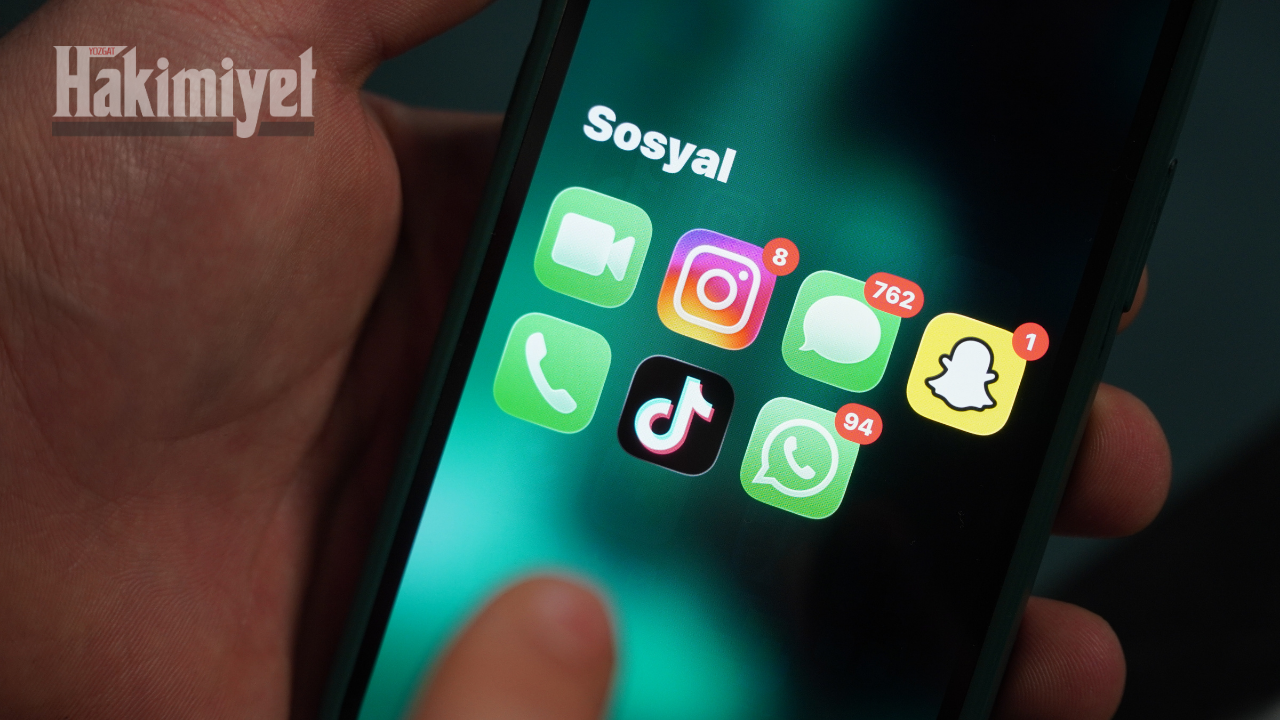 Sosyal Medya Sanat Tarihini De Vurdu (2)