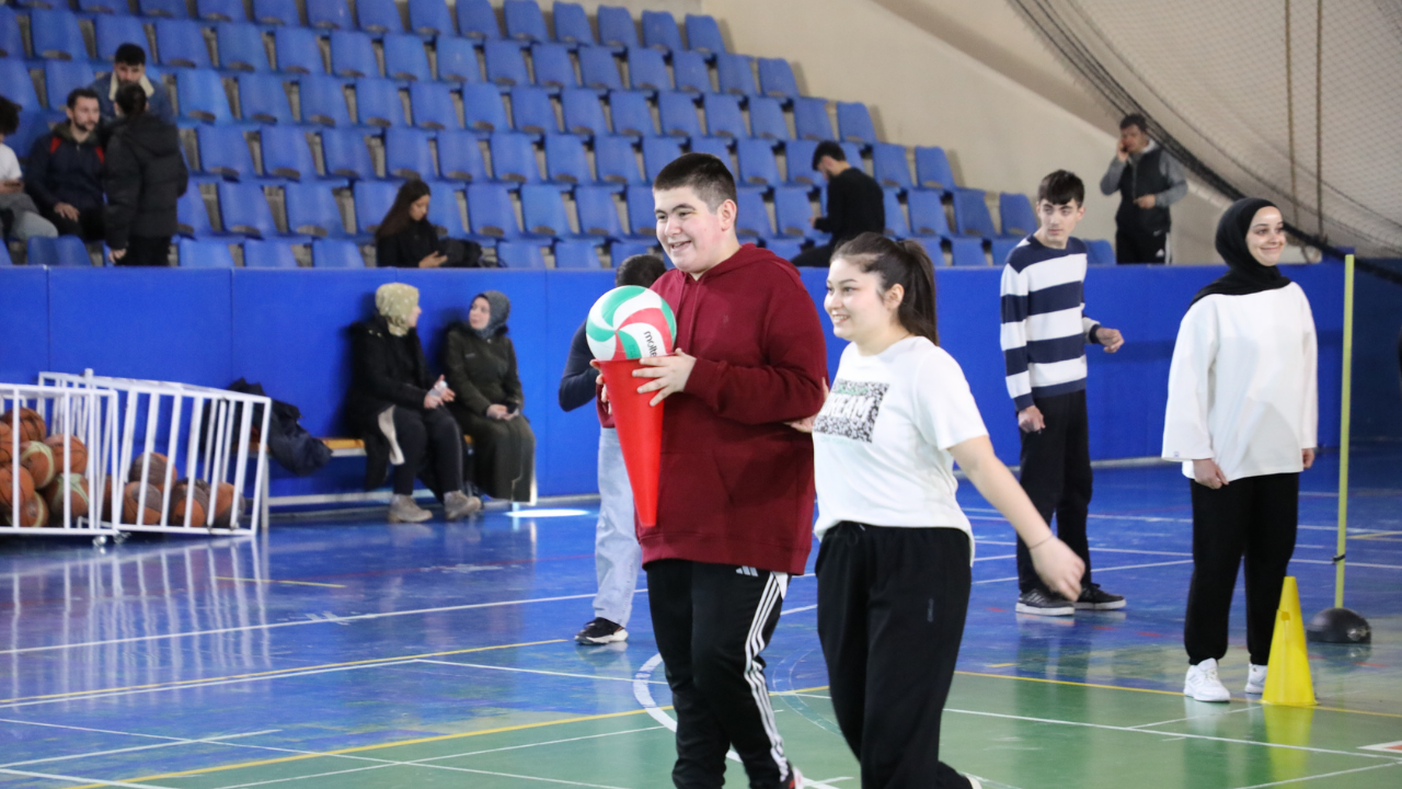 Sporun Birleştirici Gücü Ile 3 Aralık Dünya Engelliler Günü Kutlandı (2)
