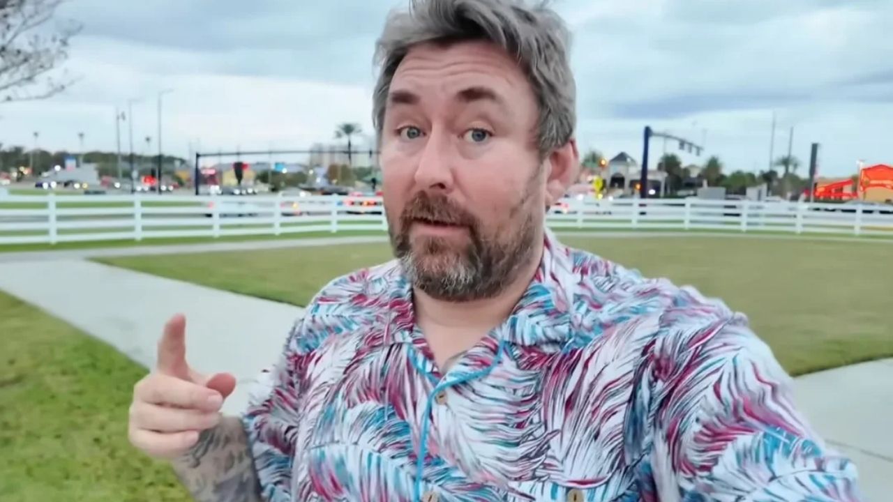 Ünlü Youtuber Adam The Woo Evinde Kimdir Neden Öldü