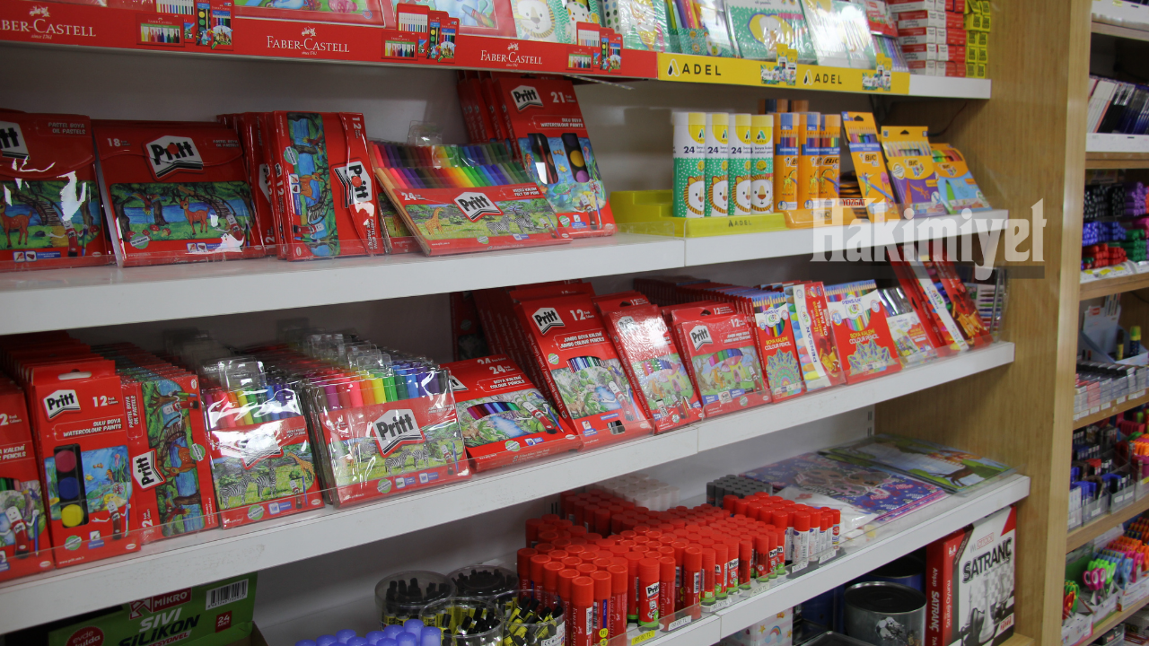 Yozgat’ta Kırtasiye Yoğunluğu Düşüşte Esnaf Zammı Beklemede (5)