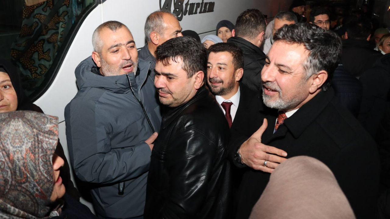 Yozgat’ta Umre Yolcuları Dualarla Uğurlandı (3)