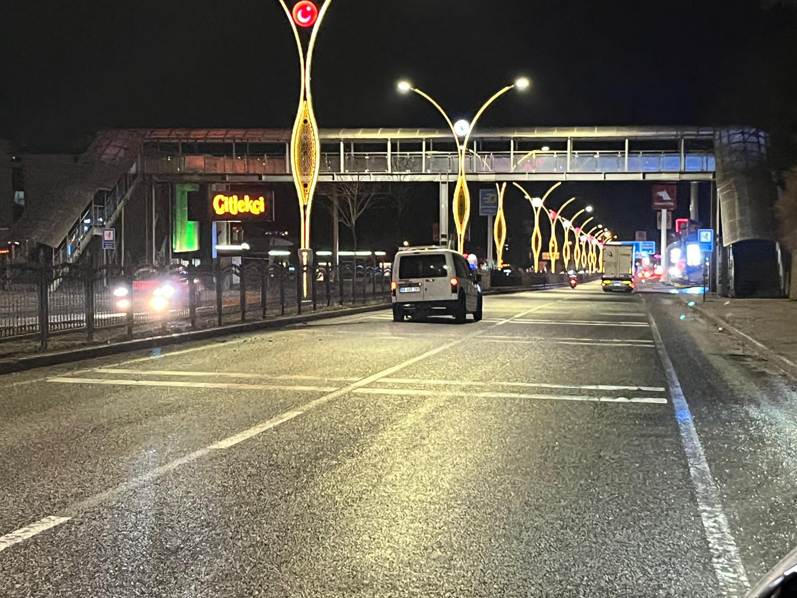 3E00A9Ee C8Fc 4542 995F A9A29D321C7E