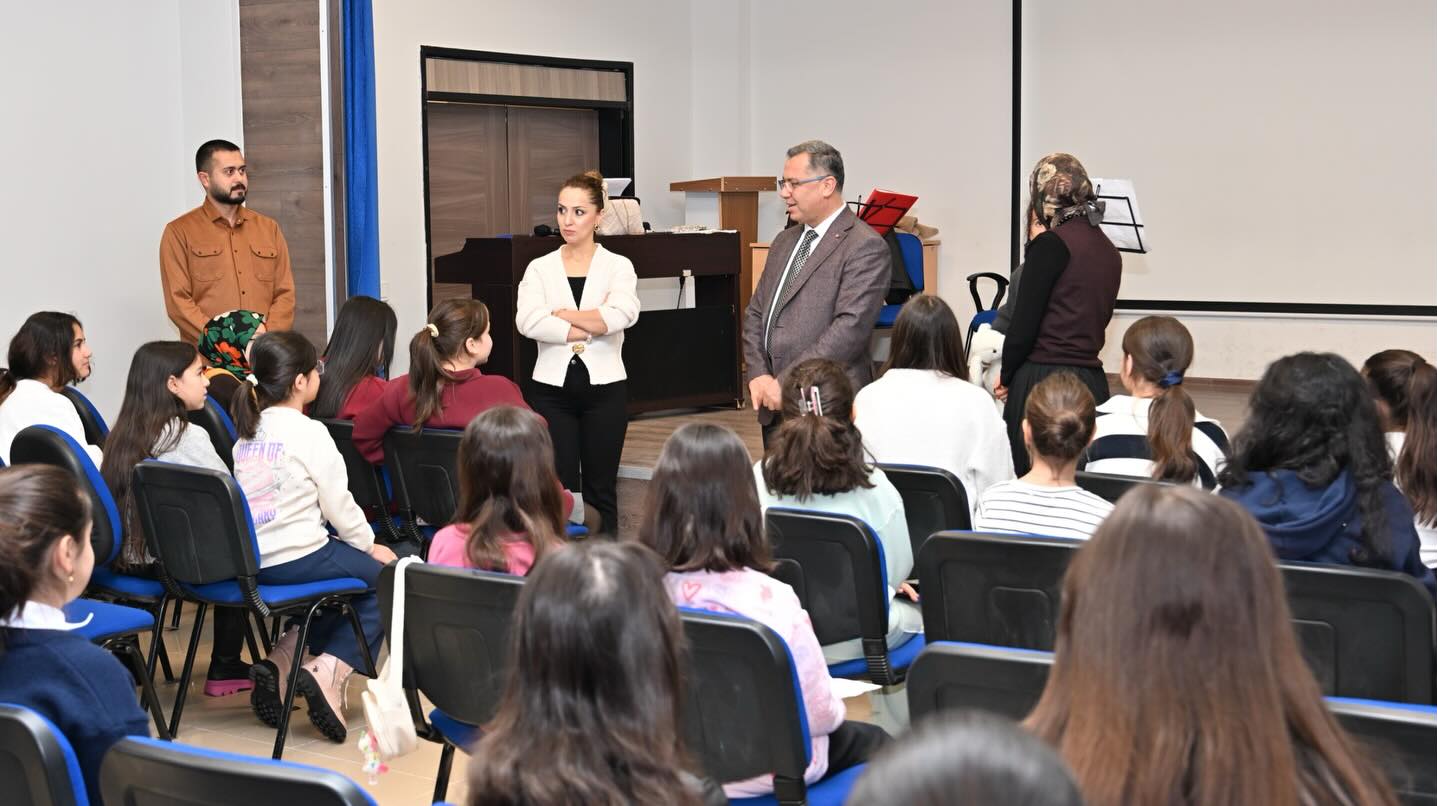 619962845 18083885360151248 7201836095934360148 N