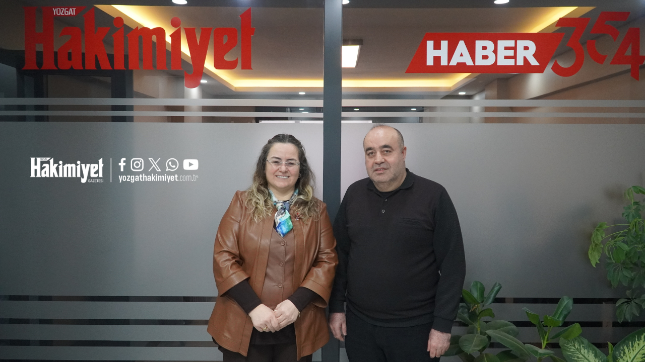 Ak Parti Yozgat Kadın Kolları’ndan Gazeteciler Günü’nde Gazetemize Ziyaret (2)