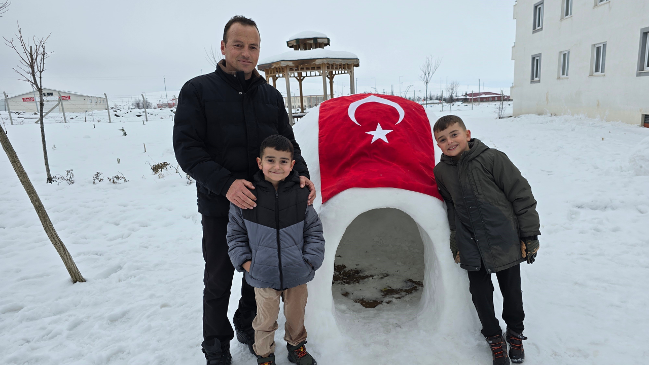 Gören Alaska Sanıyor Ama Adres Yozgat Karla Yapılan Bu Yapı Dikkat Çekiyor