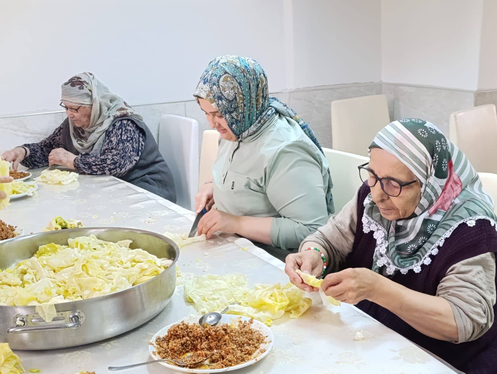 Yozgat'ta Huzurevinde Geçmişi Özleten Etkinlik