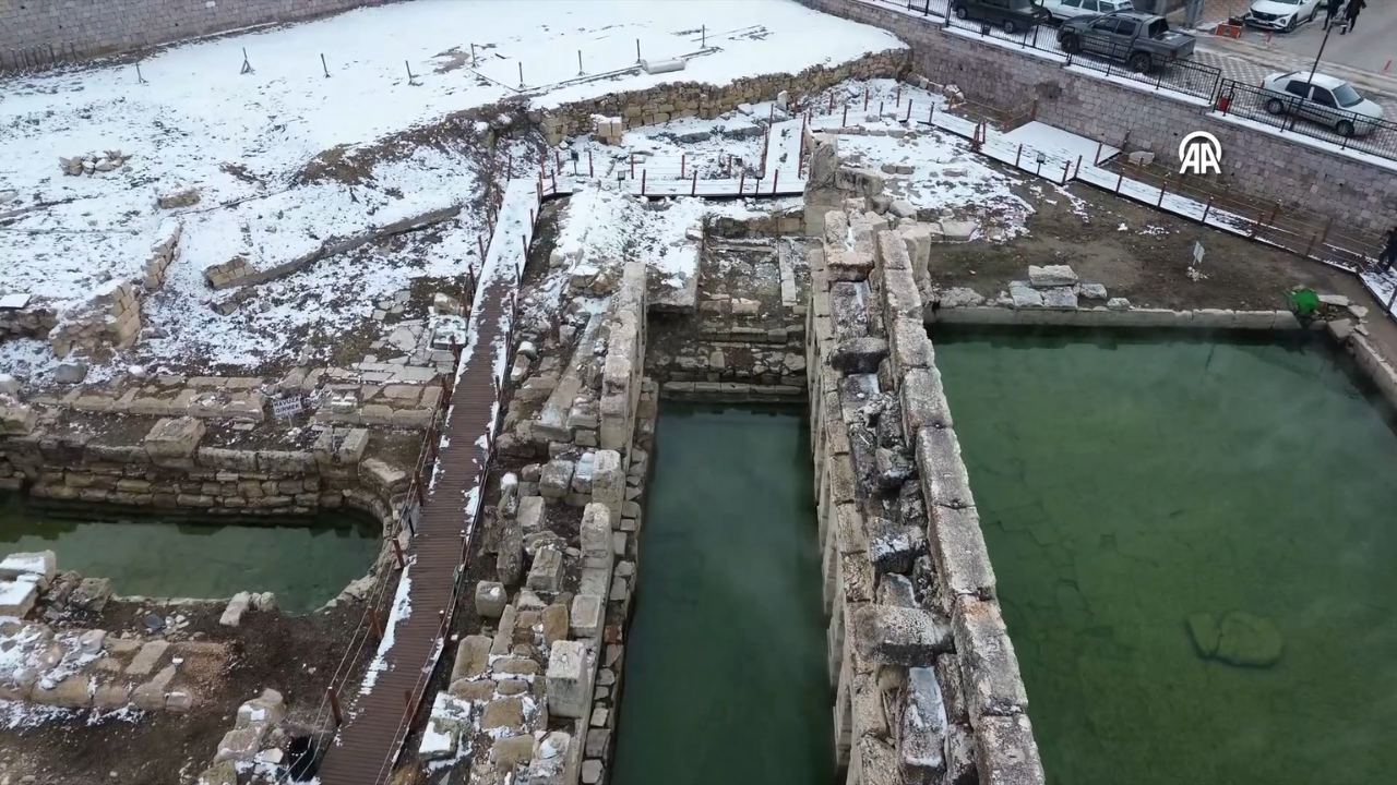 Sıcak Suyu, Hikayesi Ve Tarihiyle Büyülüyor Yozgat’taki Roma Hamamı Gündemde (3)