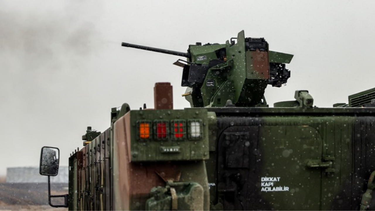 Türkiye'nin İlk Elektrikli Zırhlı Personel Taşıyıcısı E Zpt Görücüye Çıktı (4)