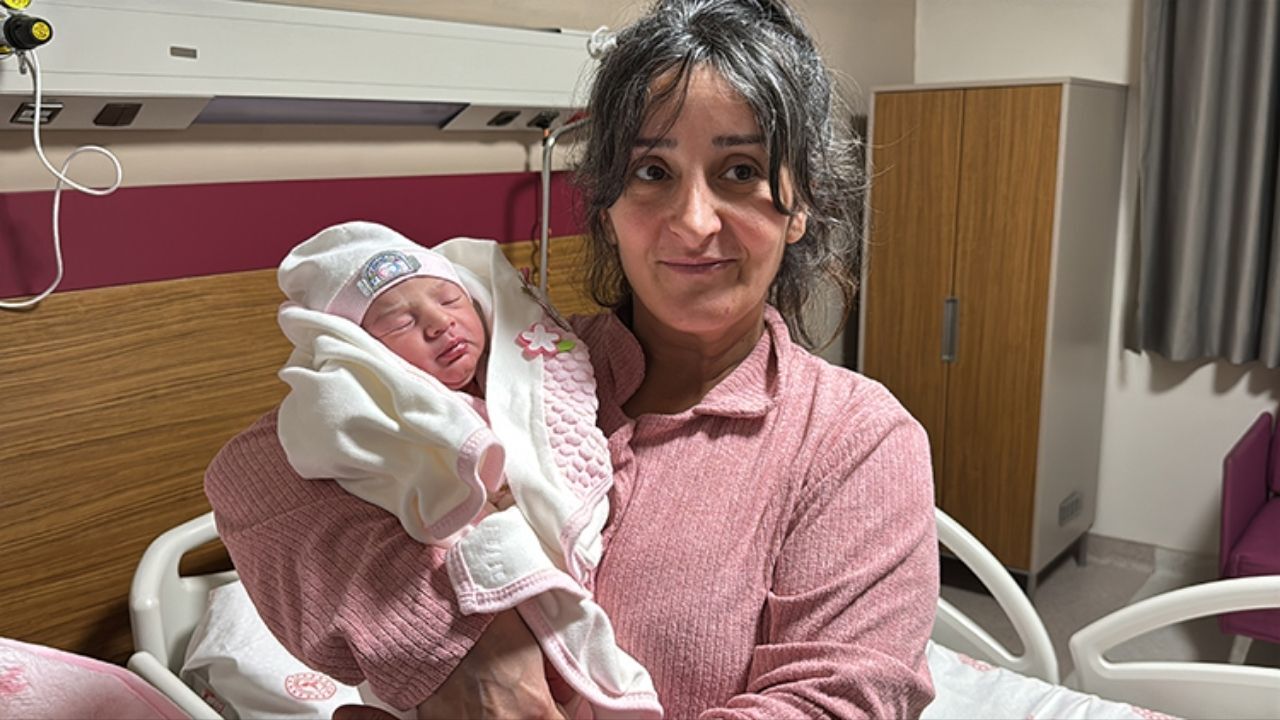 Yılın İlk Bebekleri Doğdu (1)