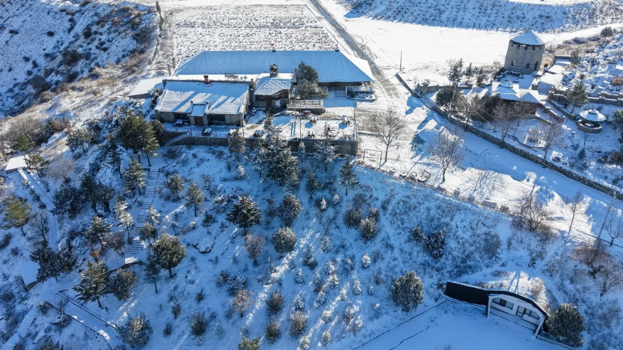 Yozgat’ta Beyaz Örtü Etkisini Artırdı Sosyal Alanlarda Kartpostallık Manzaralar Oluştu (4)