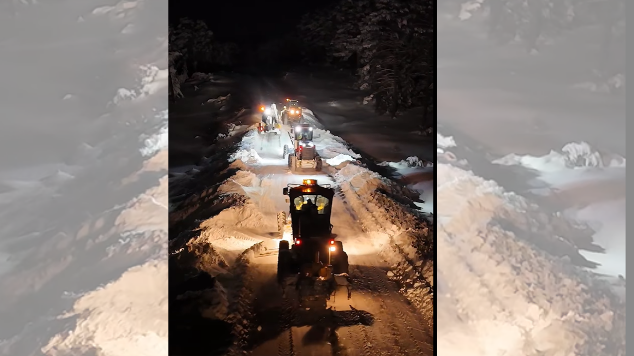 Yozgat'ta Kar Kalınlığı 1 Metreye Ulaştı Ekipler 724 Çalışıyor (4)