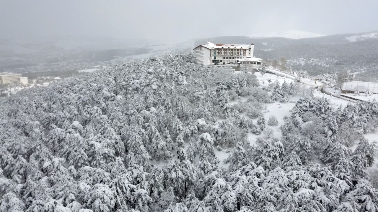 Yozgat'ta Kar Manzarası Görenleri Büyüledi (2)